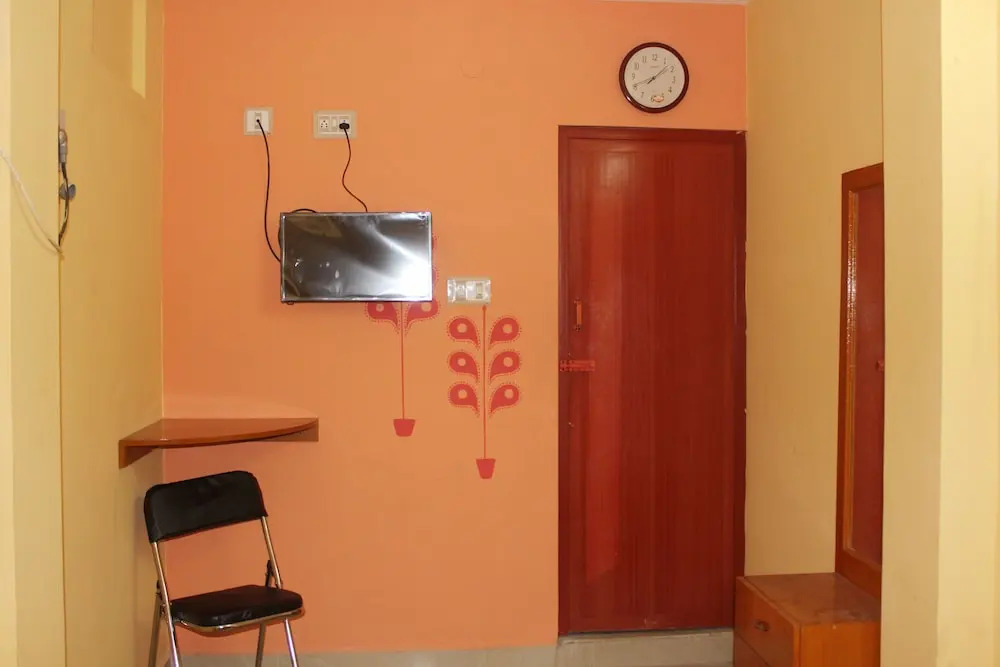 Sai Murugan Lodge