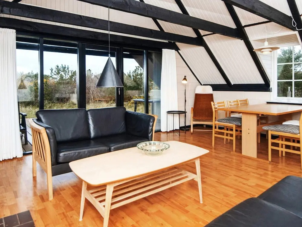 6 person holiday home in Ringkøbing-By Traum
