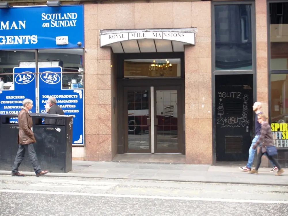Royal Mile Mansions Apartment 27