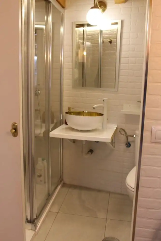 Modern 3 Bedroom in La Latina 10 minutes to Metro