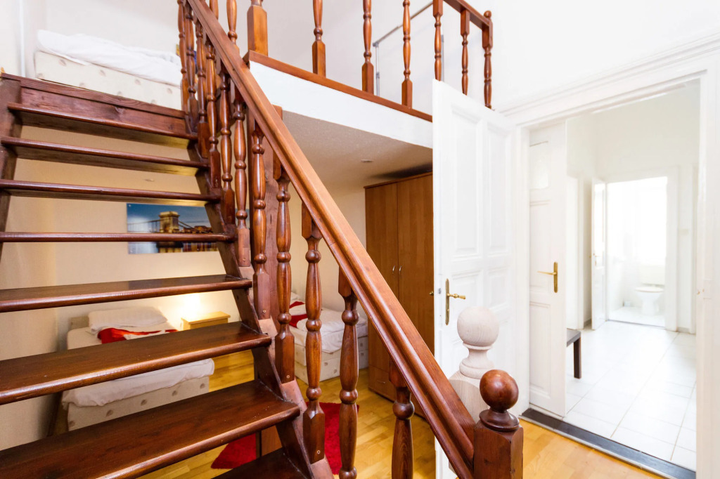 Opera Apartments