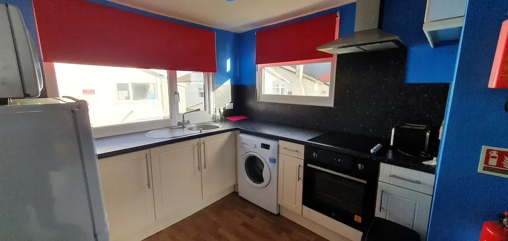 2bed Chalet Sleeps 5 - Dogs Free, Parking, Seaview