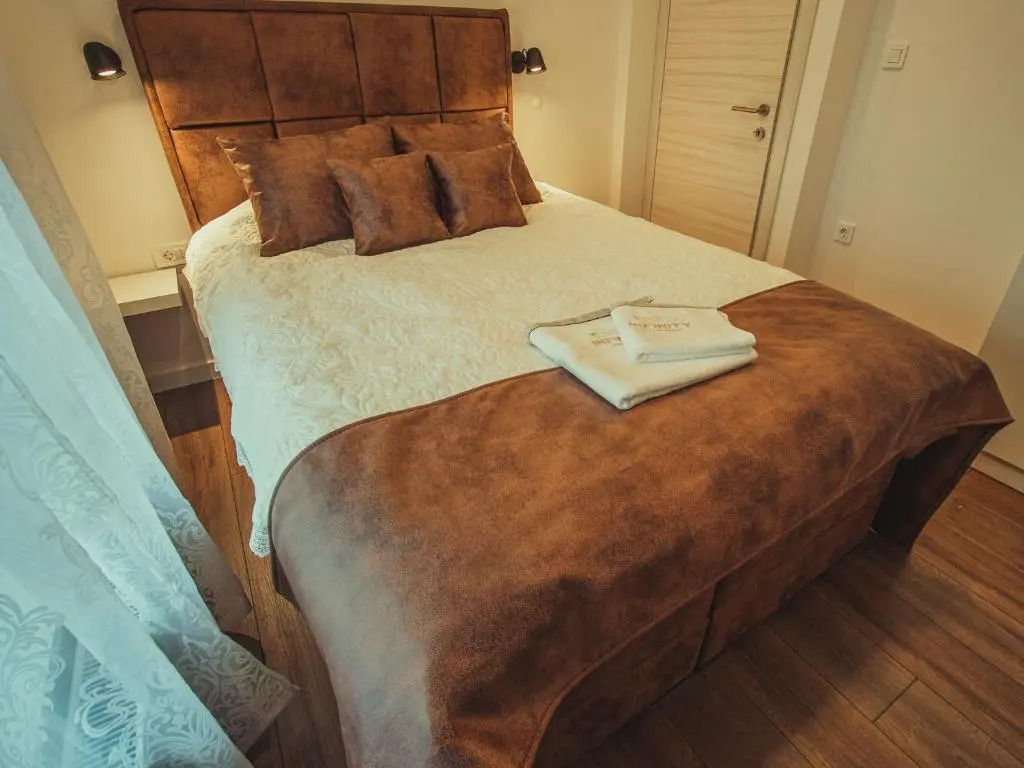 APARTMANI INFINITY