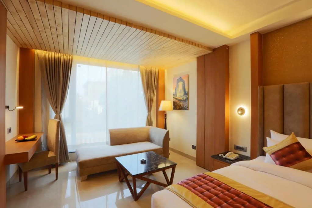 Hotel Omega - Gurgaon Central