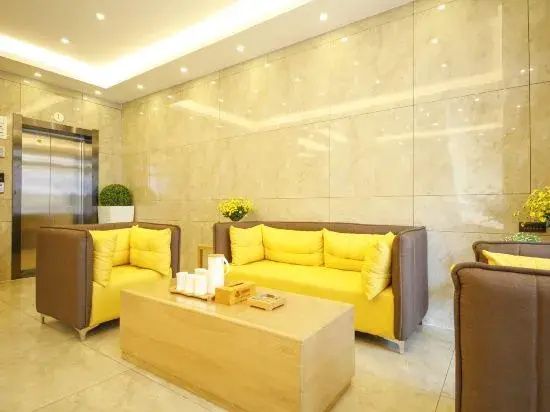 Hanxing Hotel (Jiaohe Station)