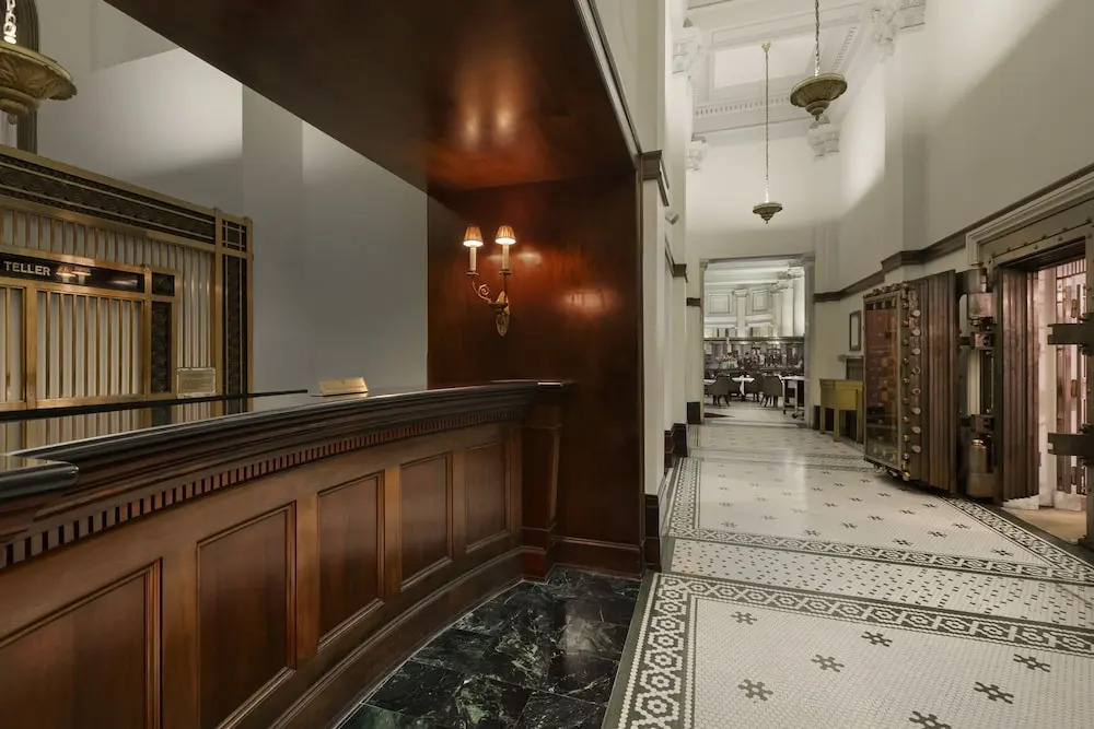 The Whitney Hotel