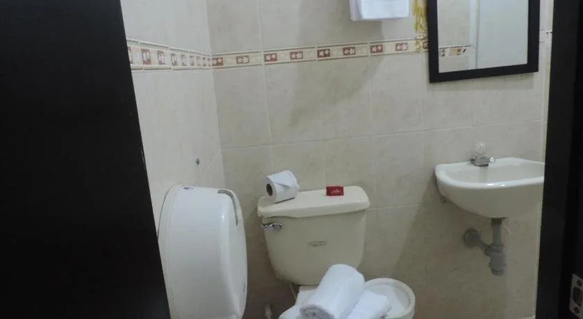 HOSTEL M&H