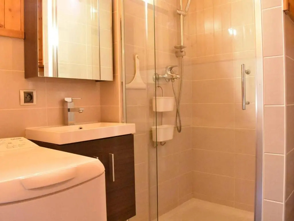 Appartement Méribel, 3 pièces, 6 personnes - FR-1-180-160
