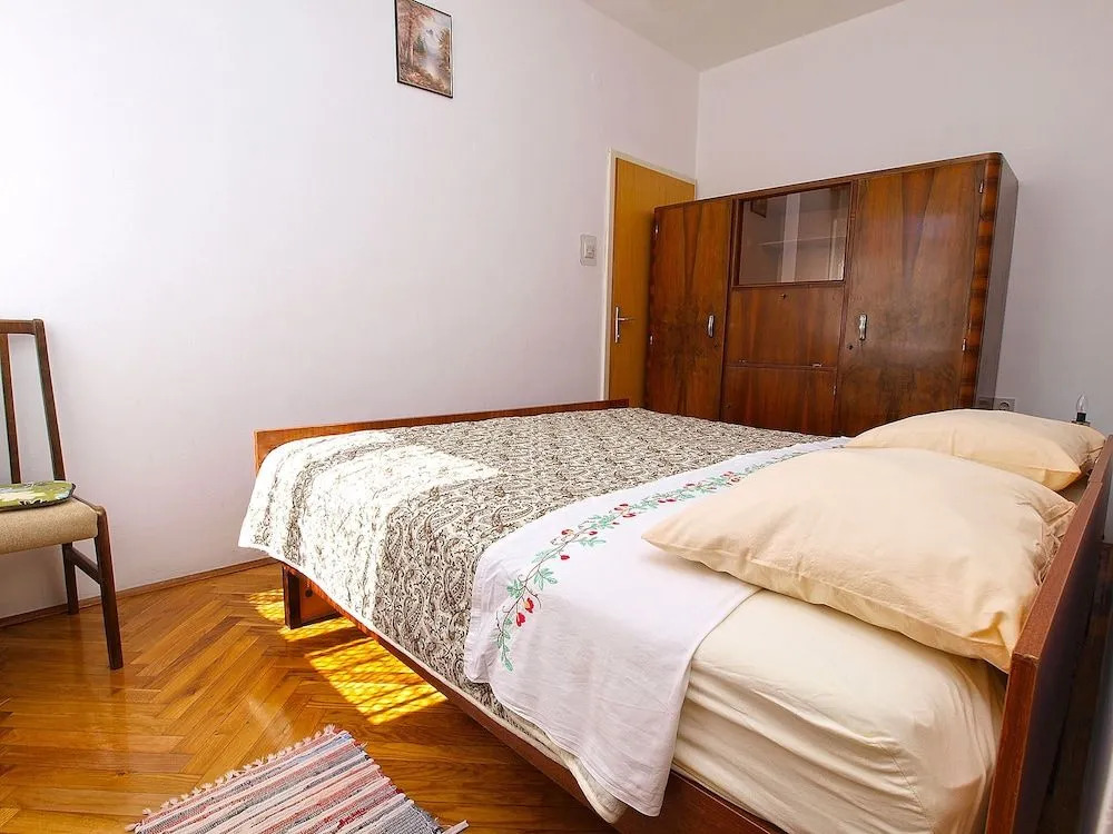 Apartments Fazana 407