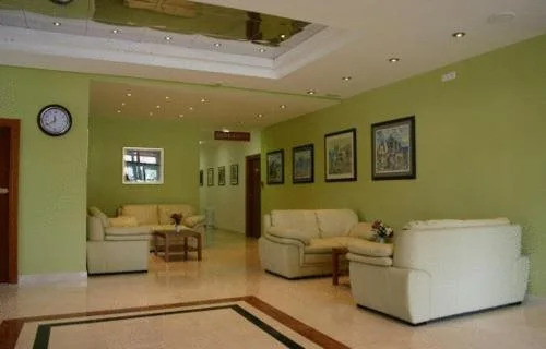 Hotel Dobrovit