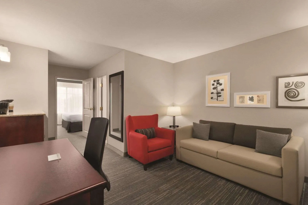 Garner Hotel Madison - Huntsville Airport by IHG