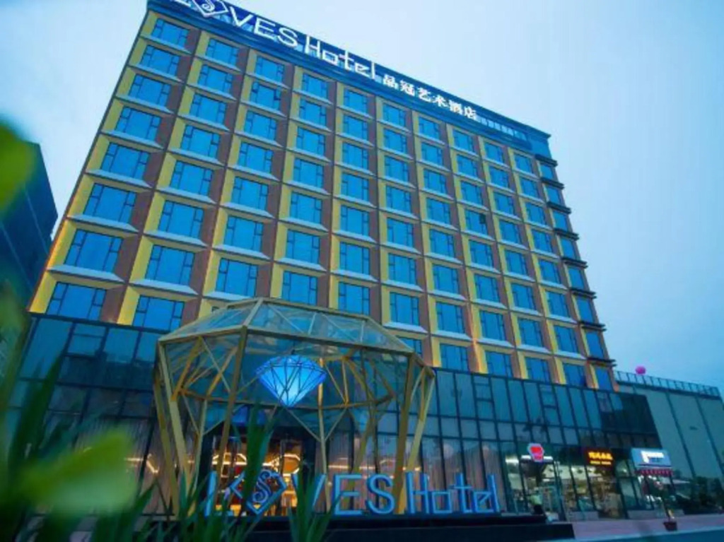 Loves Hotel