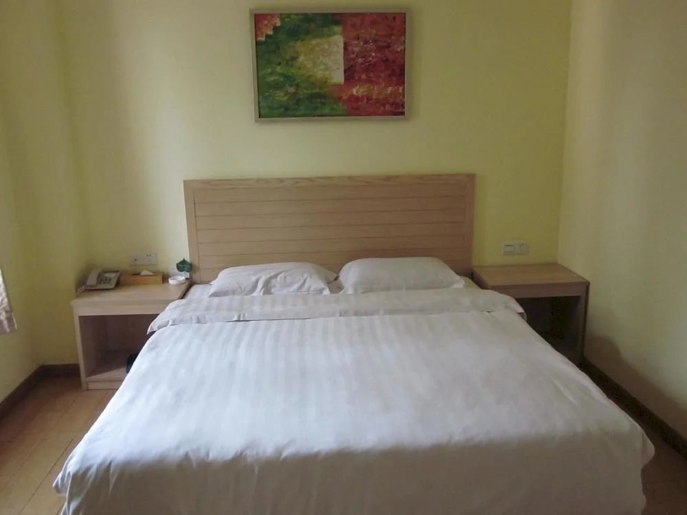Nanxiong Happy 365 Business Hotel