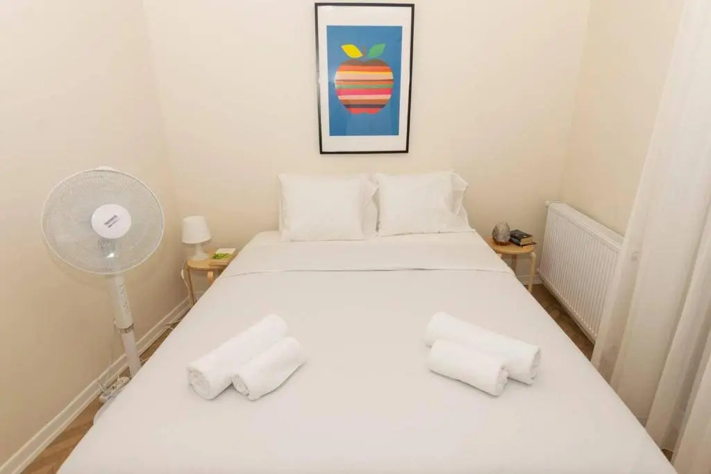 Yakamoz 2 BR Stylish House with garden in Kadikoy