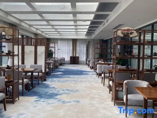 Rongchang Riel High-tech Hotel