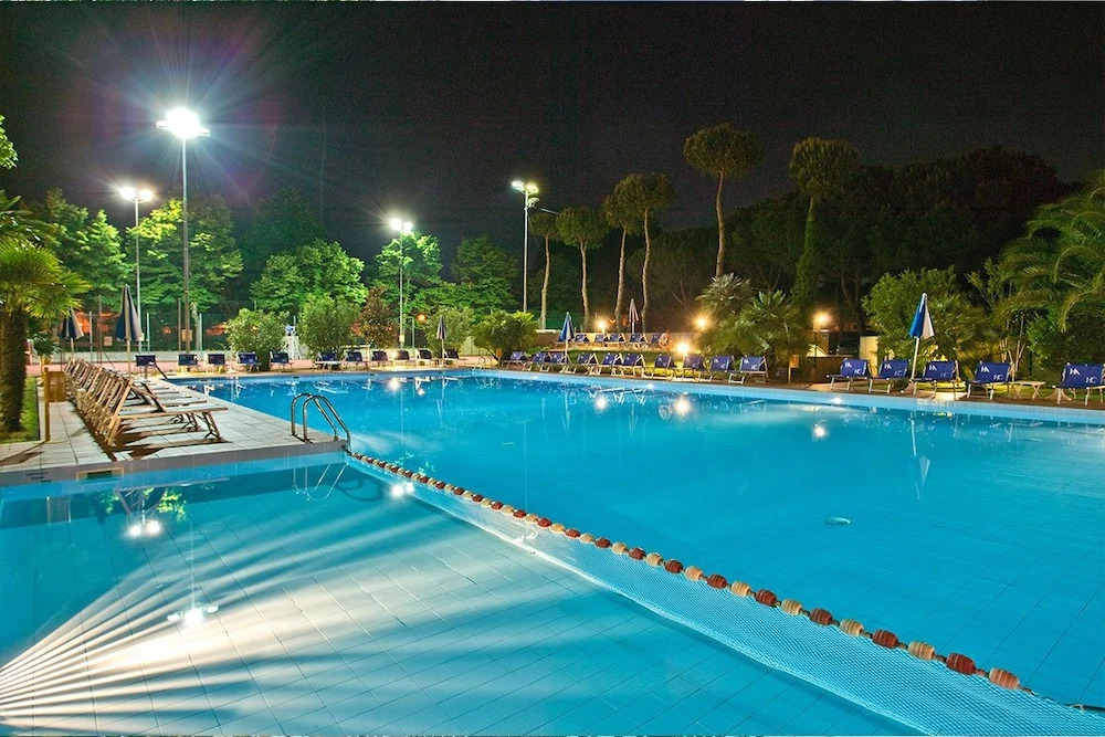 Hotel Caravelle