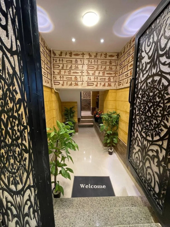 Laviana Pyramids Inn