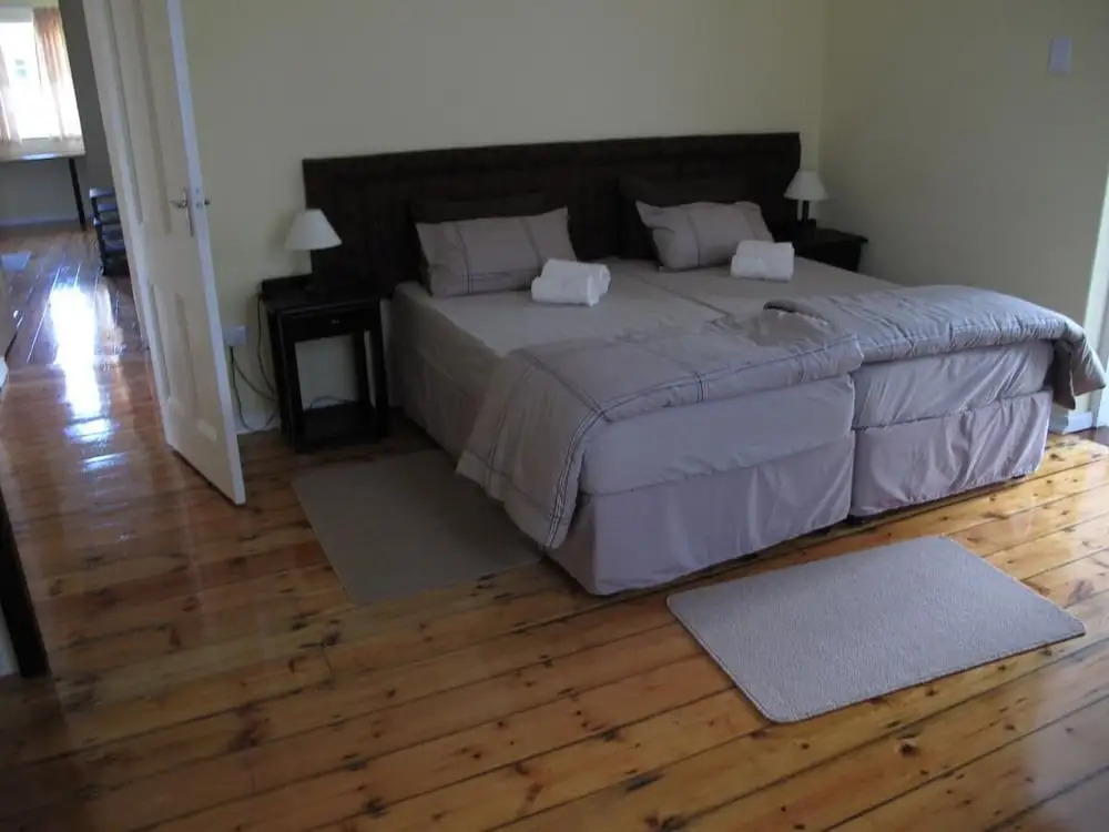 The Crescent Guesthouses - BnB/Self Catering