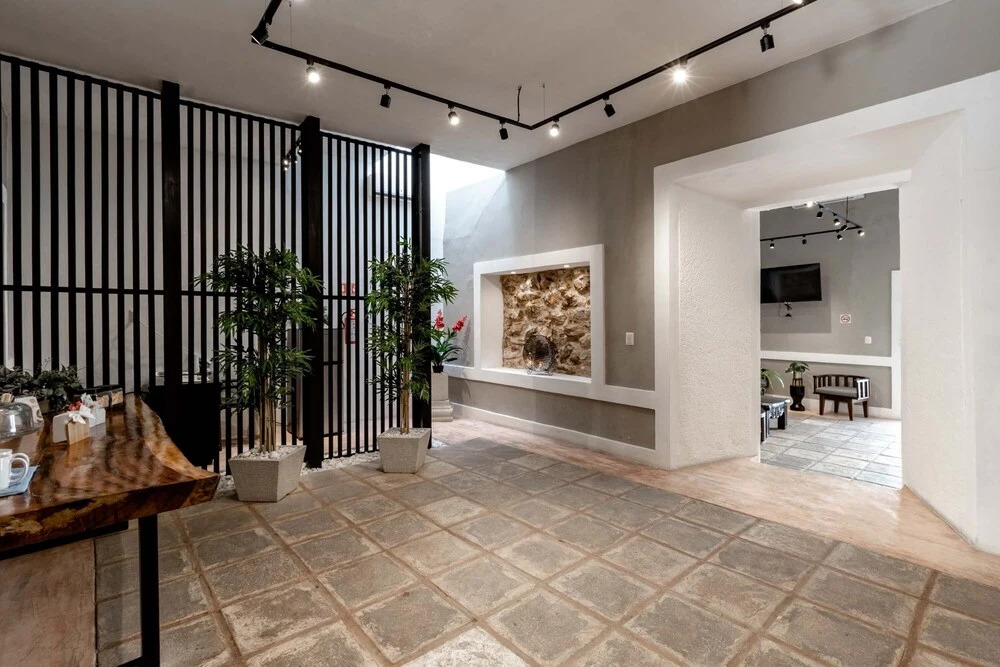 Hotel Colonial Zaci by GuruHotel