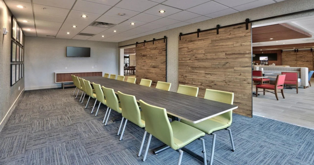 Holiday Inn Express & Suites Broomfield by IHG
