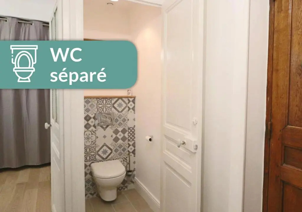 Cosy Appartement Lyon Valmy - parking