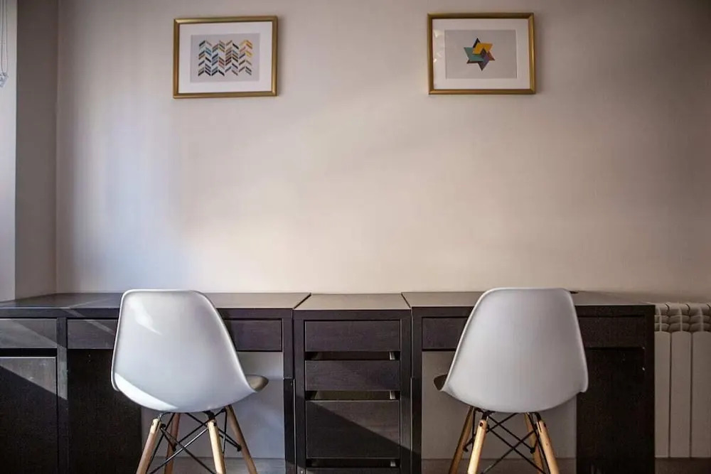 Modern 3bed Apt Next to Madrid Airport, Near Metro
