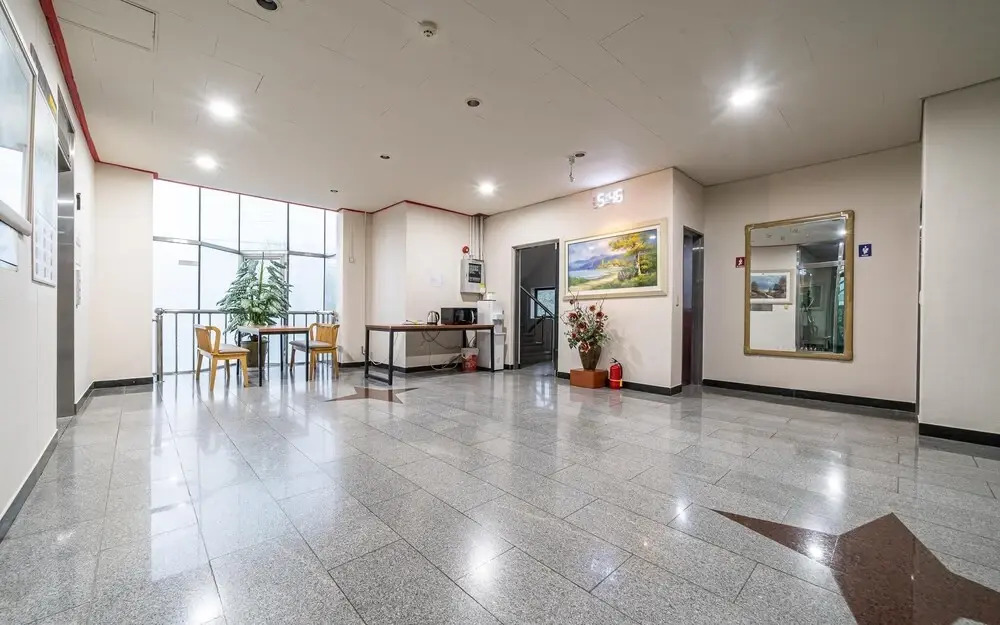 Hoengseong New World Motel
