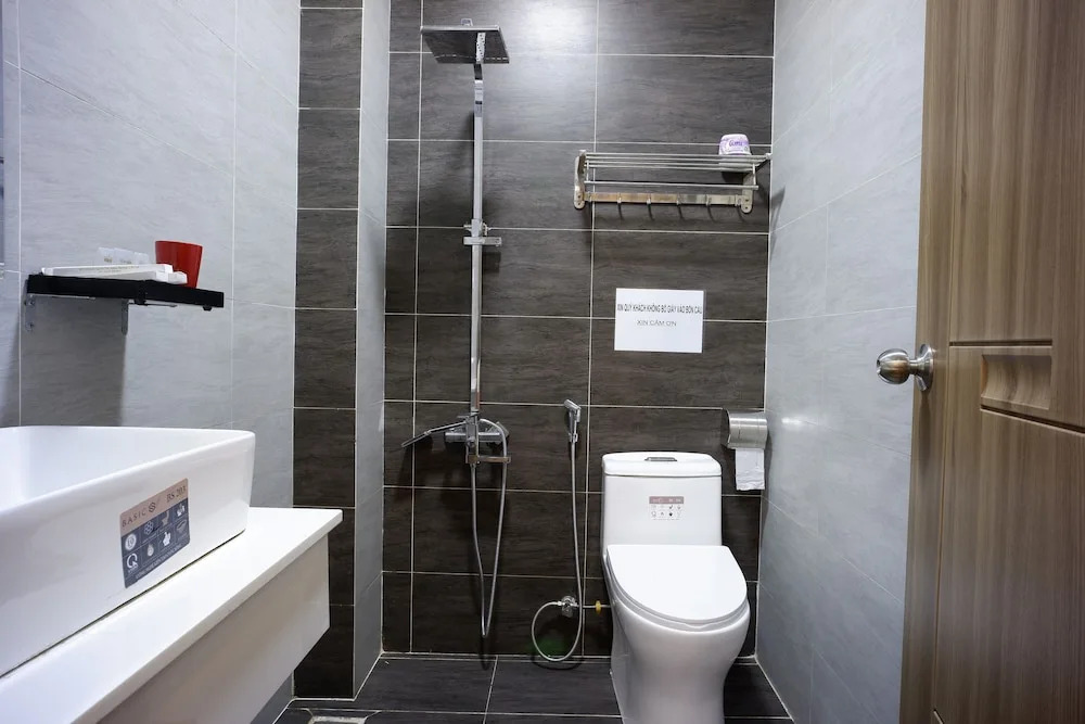 Dalat Holiday Hotel