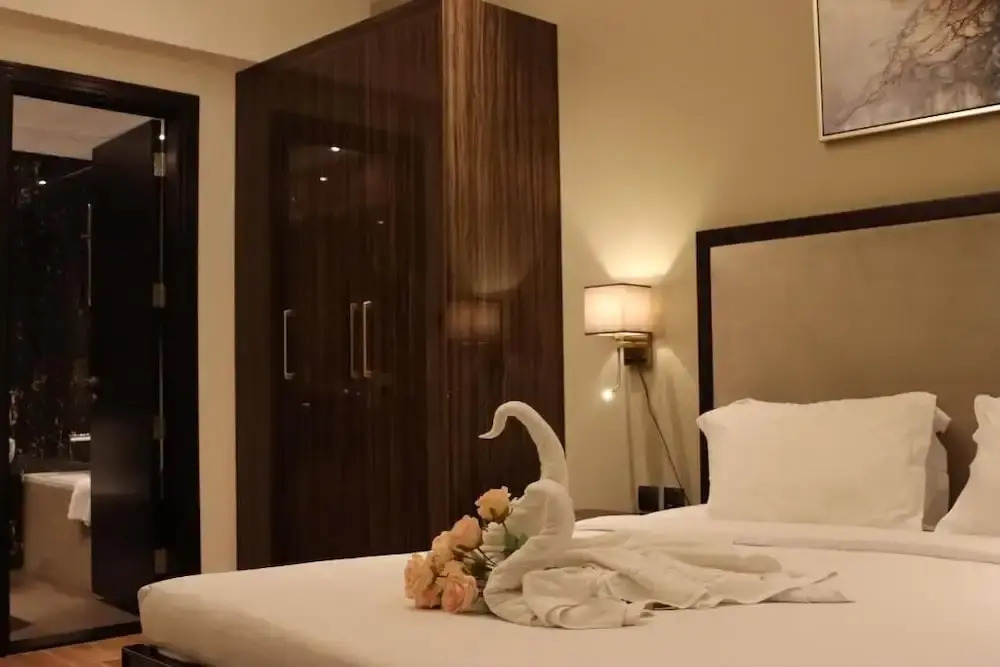 Elite Downtown Residences Paradise View