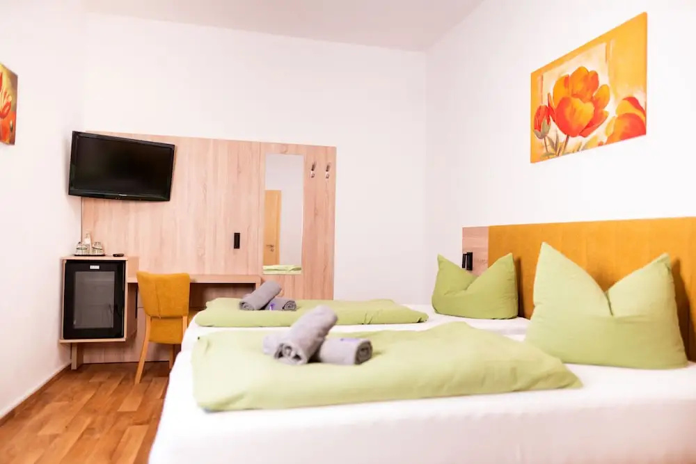 Waldhotel