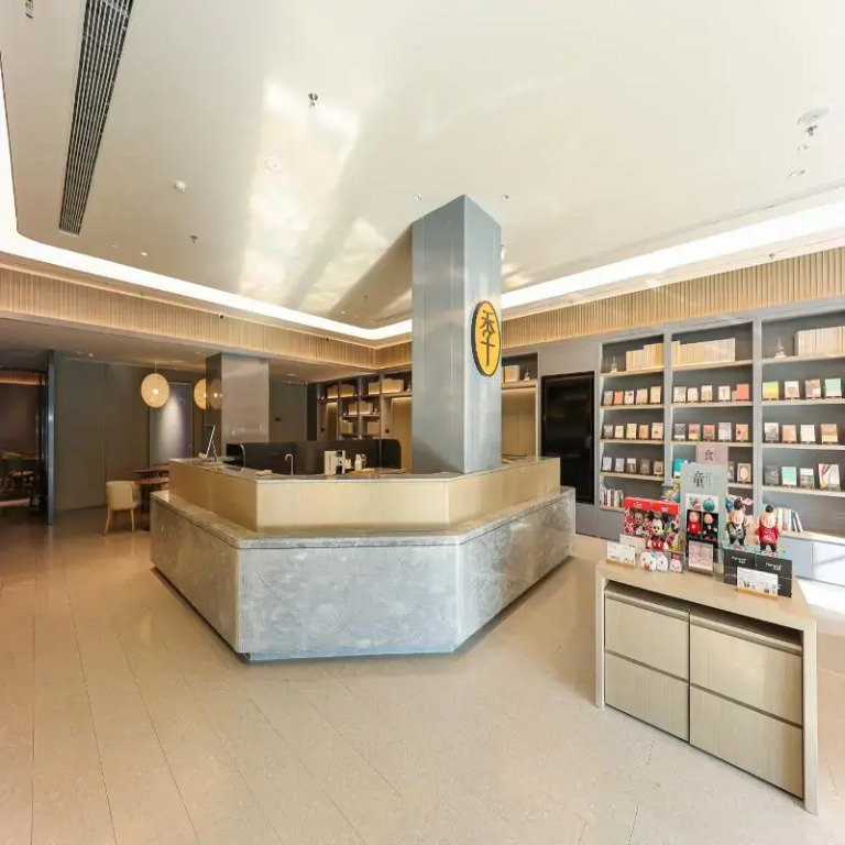 Ji Hotel Qingshan Lake Hongdu North Avenue