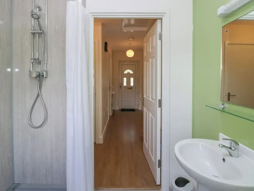 Jubilee Bungalow Pet Friendly Sleeps 3