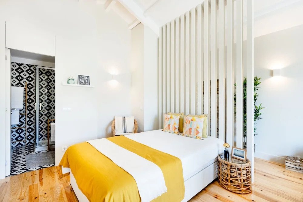 Porto Downtown Studio with Balcony