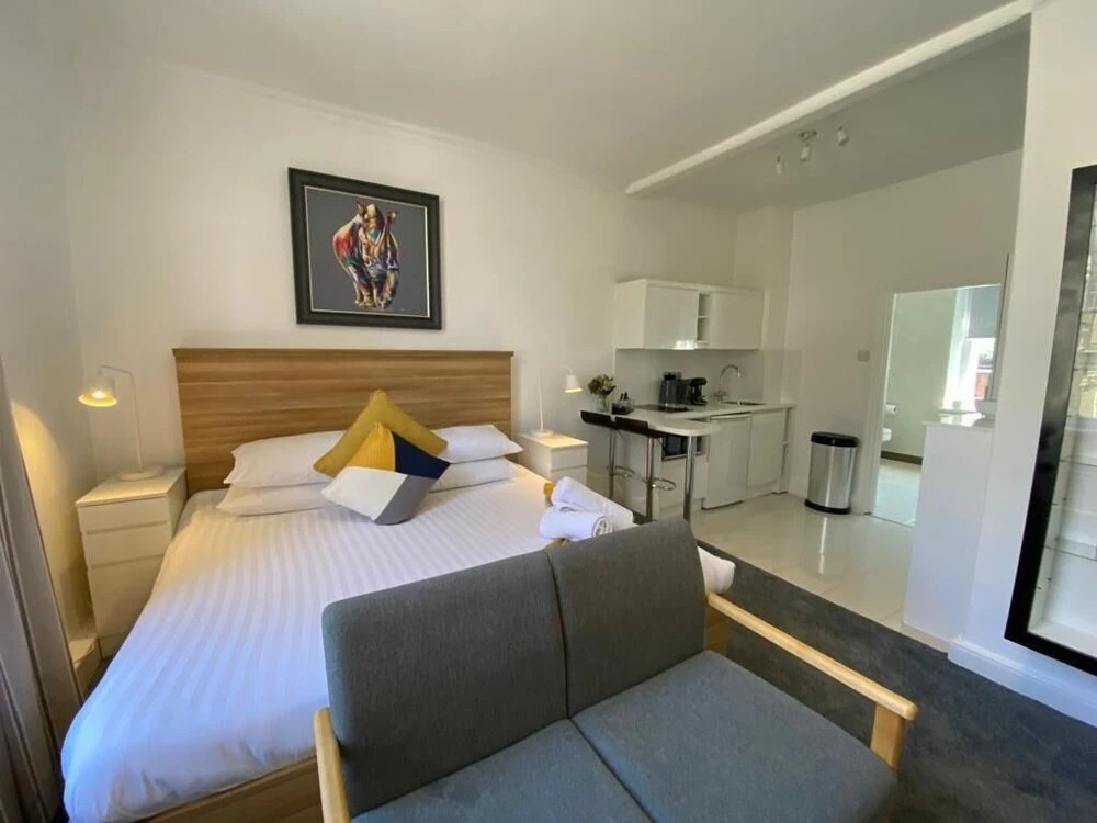 Sun Street Aparthotel