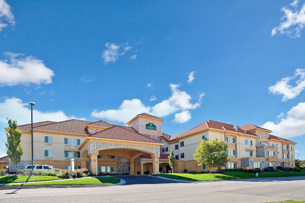 La Quinta by Wyndham Olathe