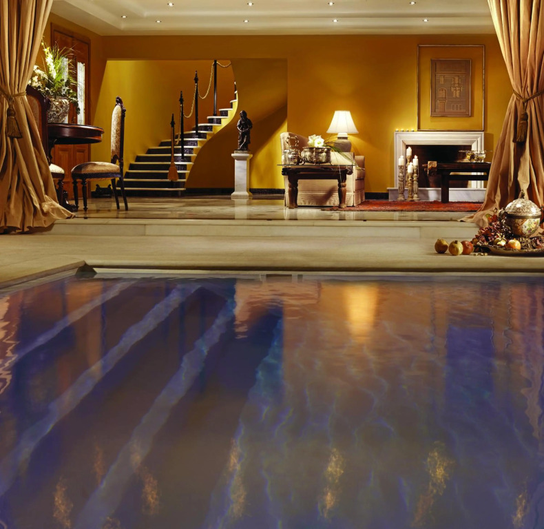 Out Of The Blue Resort & Spa