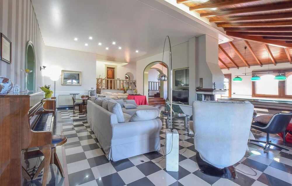 Awesome Home in Ispica With Wifi, Private Swimming Pool and Outdoor Swimming Pool