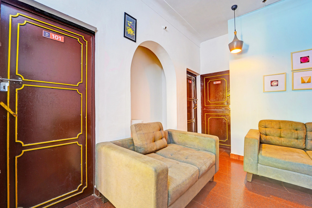 Hotel O Thammanam Kochi