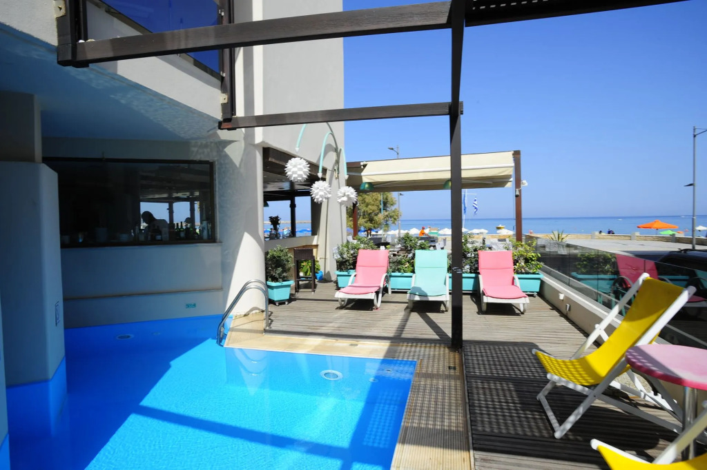 Steris Elegant Beach Hotel