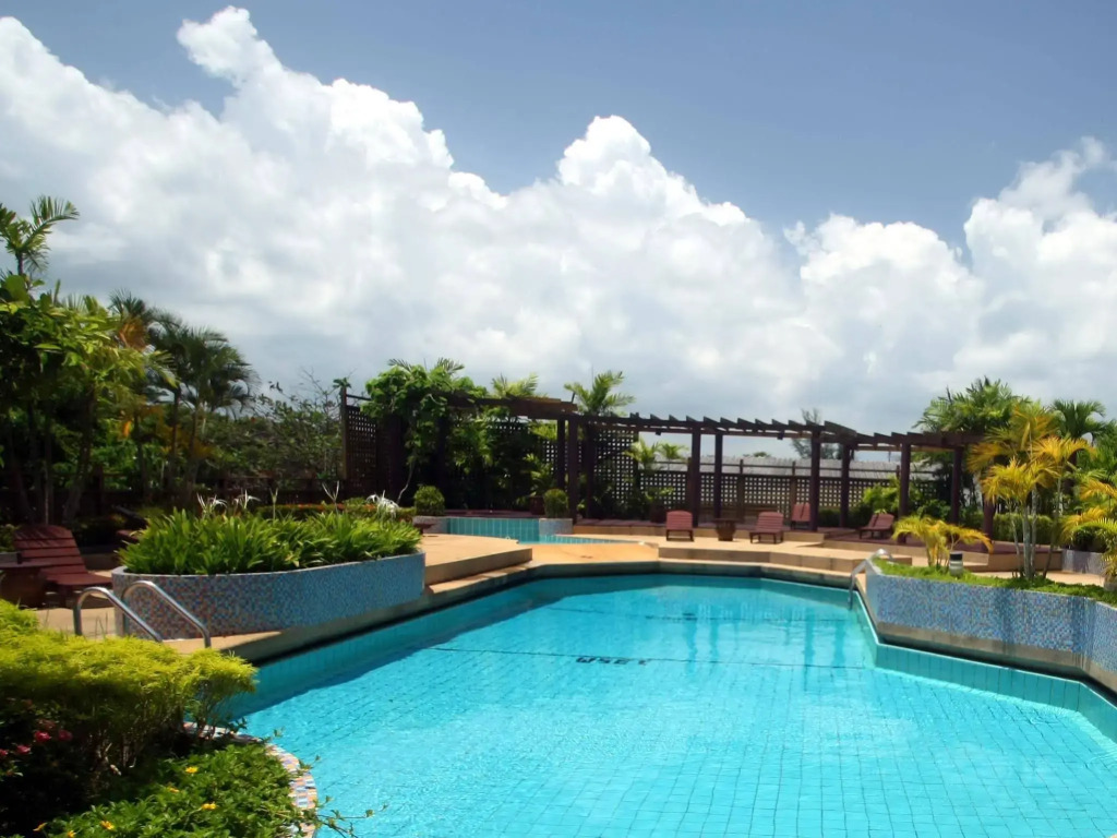 Phuket Merlin Hotel