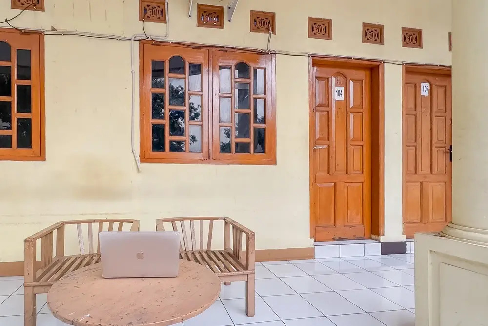 RedDoorz at Kuning GH Jatinangor