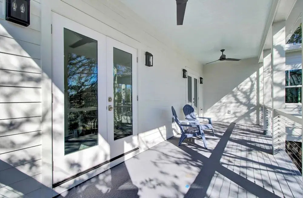 Walk to the Beach + Private Pool, Rooftop Terrace, Balcony 3602 Cameron