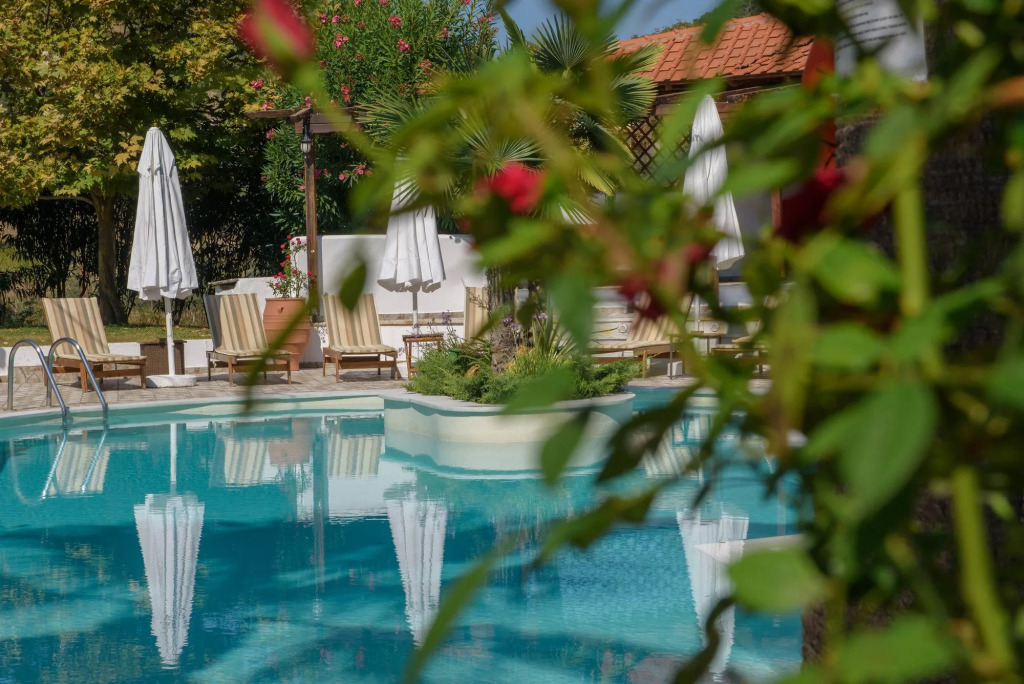 Pyrgos Hotel