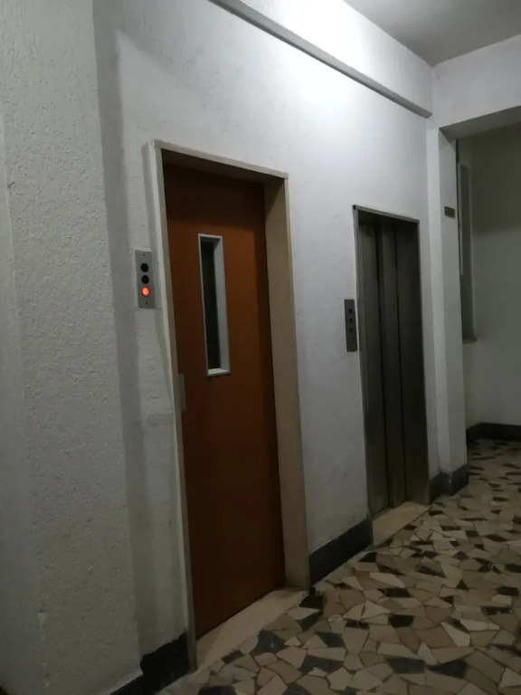 Neapolis center