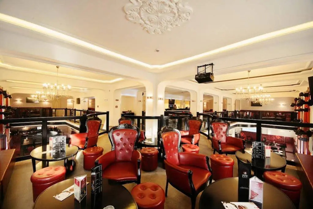 Astoria Grand Hotel