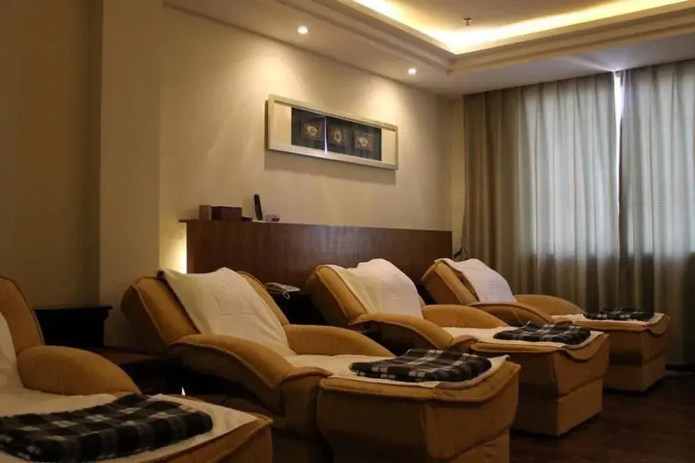Tianmu Huihuang Hot Spring Holiday Hotel