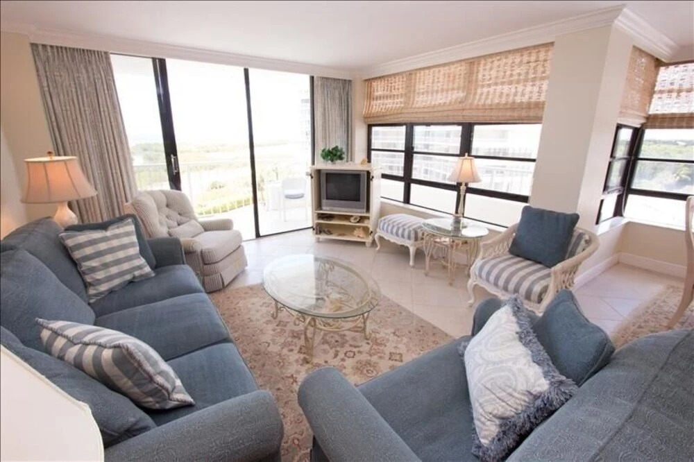 Sst3-703 - South Seas Tower 2 Bedroom Condo by Redawning