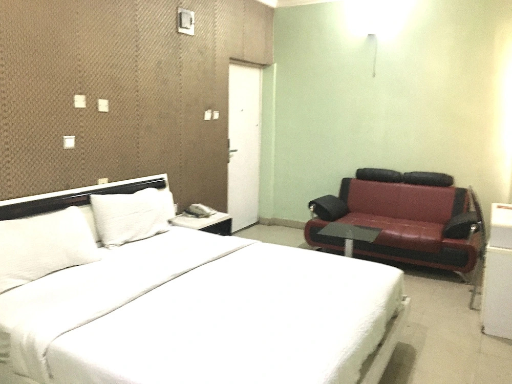 Zaaz Hotel