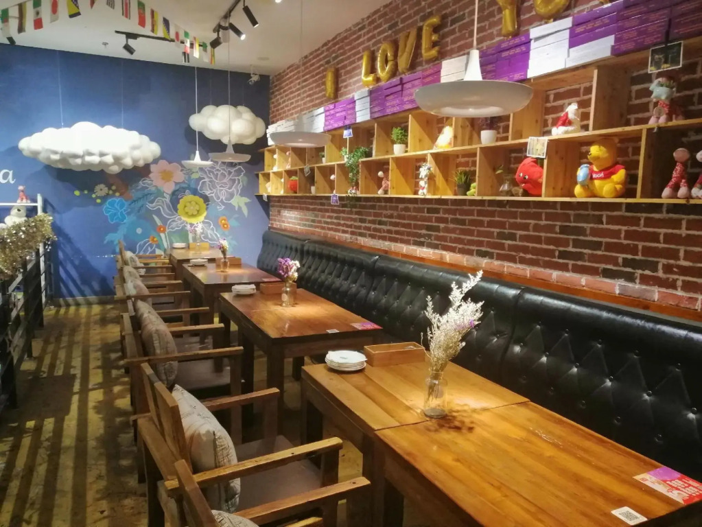 TOWO Premium Hotel (Haihu Wanda Plaza Tangdao 637 Branch)