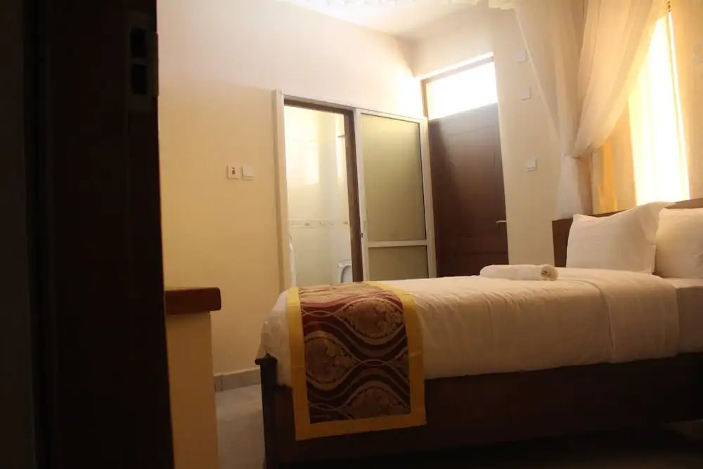 Prinias Hotel